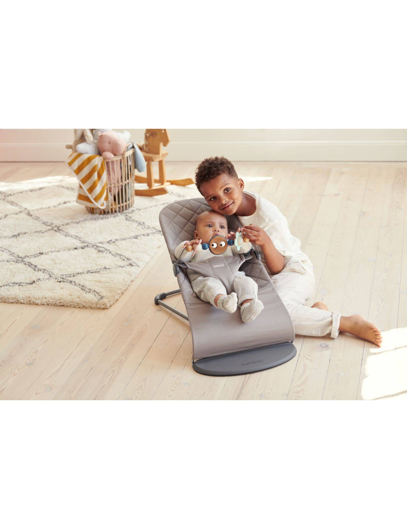 BABYBJORN - zabawka do leżaczka BALANCE Googly Eyes Pastels