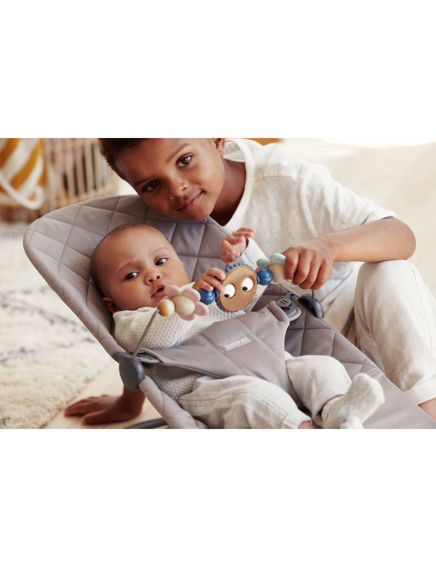 BABYBJORN - zabawka do leżaczka BALANCE Googly Eyes Pastels