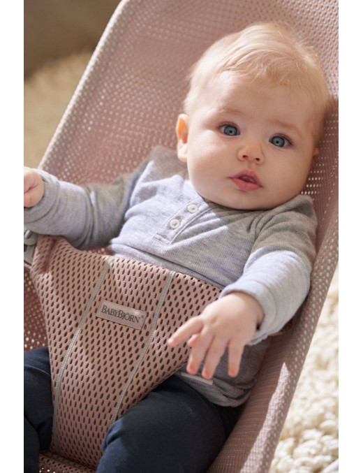 BABYBJORN - leżaczek BLISS MESH - Ciemny Róż