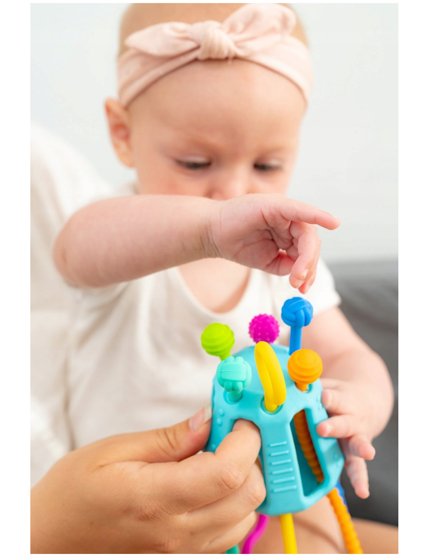 Fat Brain Toys Zippee – Sensoryczna Zabawka z Silikonowymi Sznureczkami | Ecobobo Fat Brain Toys Zippee – Sensoryczna Zabawka z Silikonowymi Sznureczkami | Ecobobo