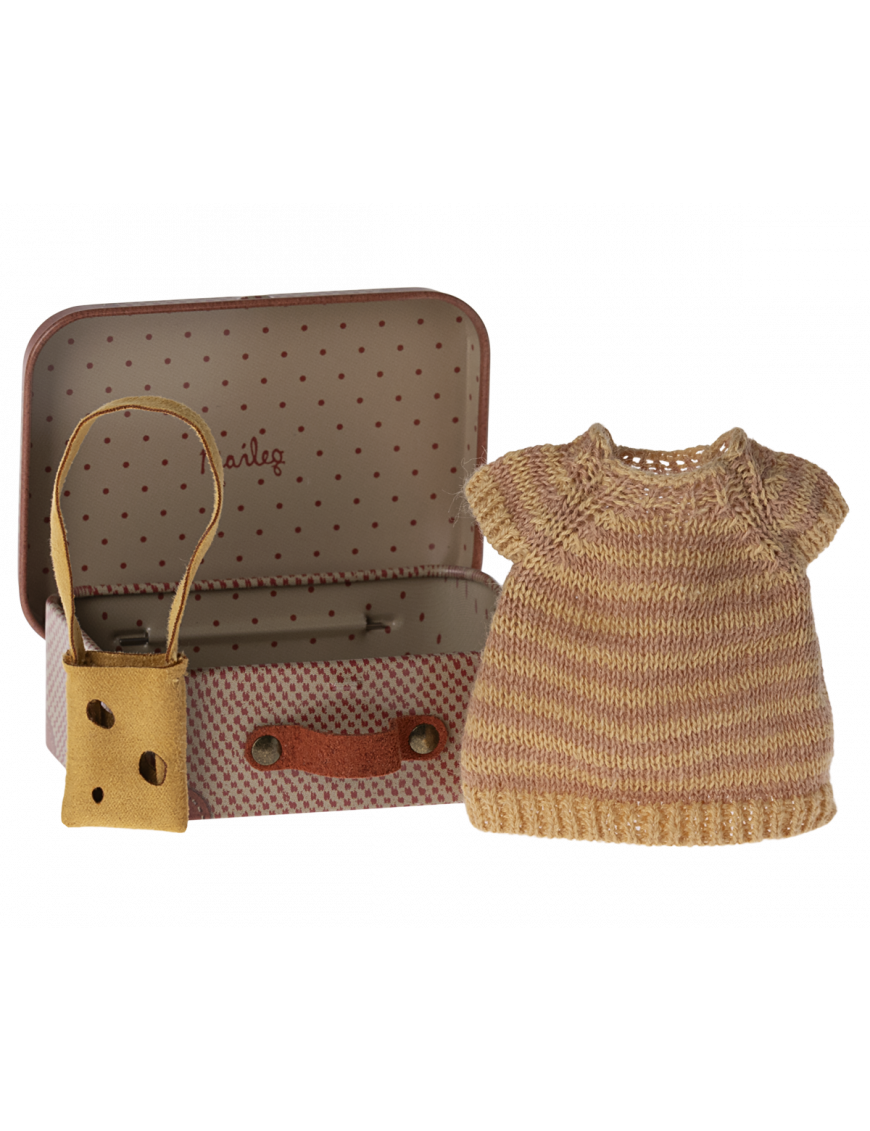Ubranko myszki Maileg - Knitted dress and bag in suitcase, Big sister mouse
