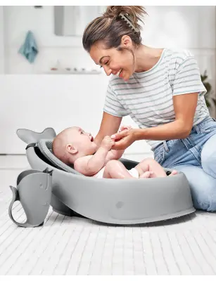 Skip Hop Kubek do Mycia Głowy Wieloryb Moby Grey