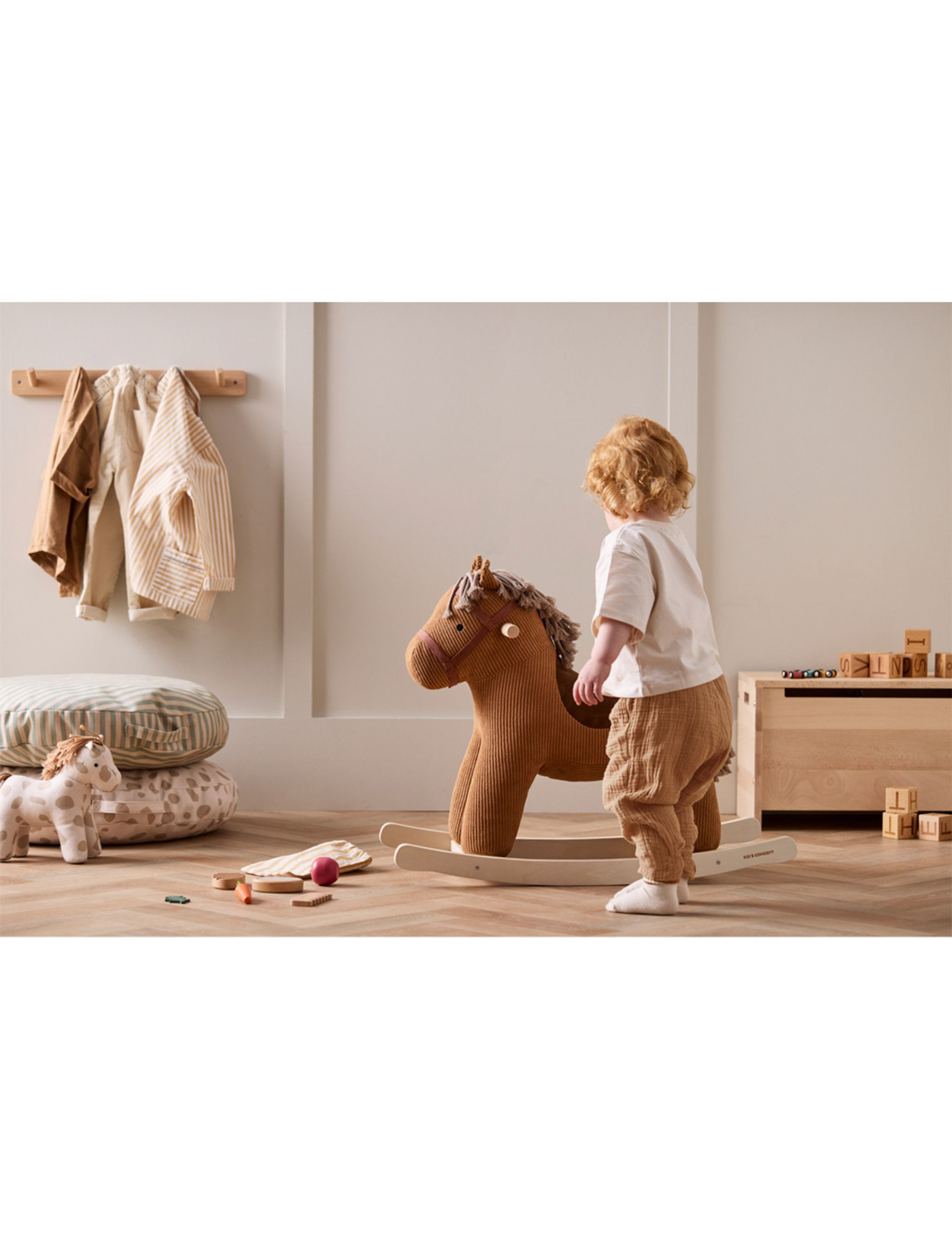 Kid's Concept - Koń na biegunach Vera AIDEN Kid's Concept - Koń na biegunach Vera AIDEN