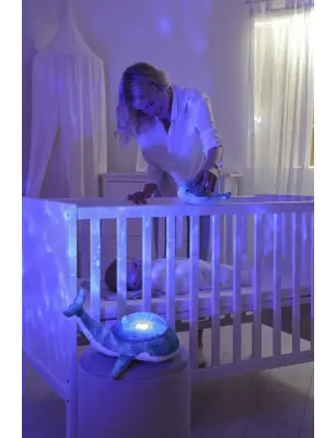 Projektor z grzechotką -Wieloryb niebieski - Cloud b® Tranquil Whale™ Blue Family