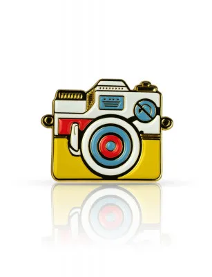Pin Story - Aparat Vintage