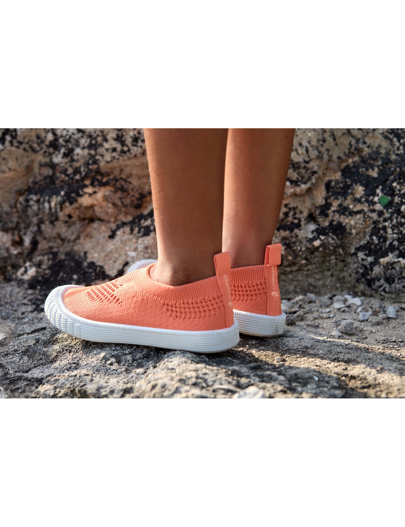 Lassig Ultrawygodne elastyczne trampki dziecięce z antypoślizgową podeszwą Splash & Fun Coral