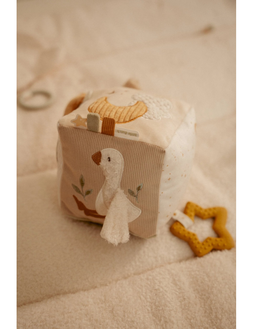 Little Dutch Kostka aktywizująca Newborn Naturals Little Dutch Kostka aktywizująca Newborn Naturals