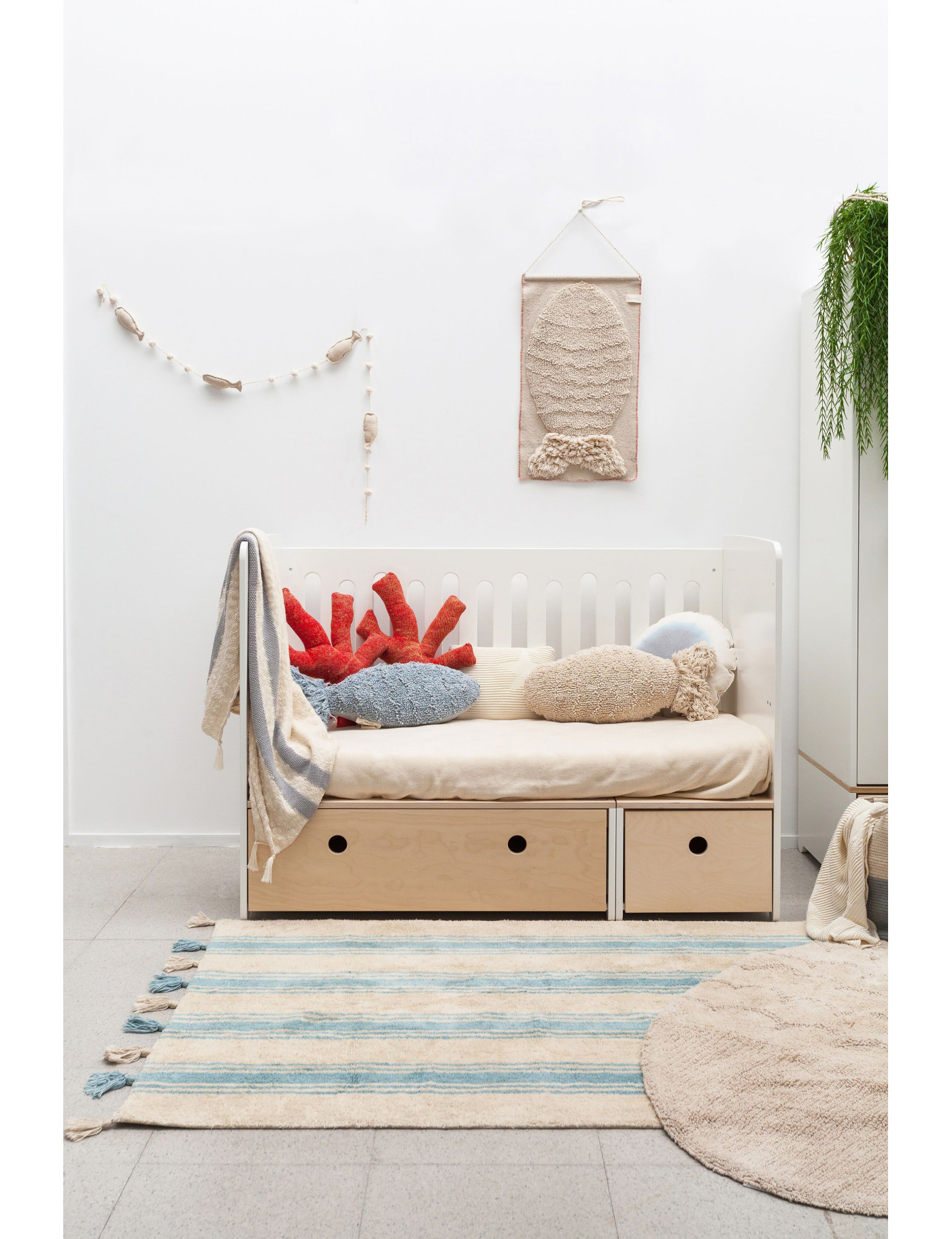Lorena Canals Poduszka Baby Fish Aqua Blue