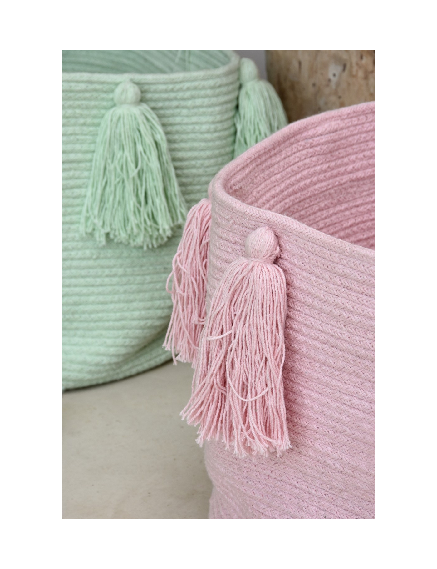 Lorena Canals Kosz dekoracyjny Tassels Pink