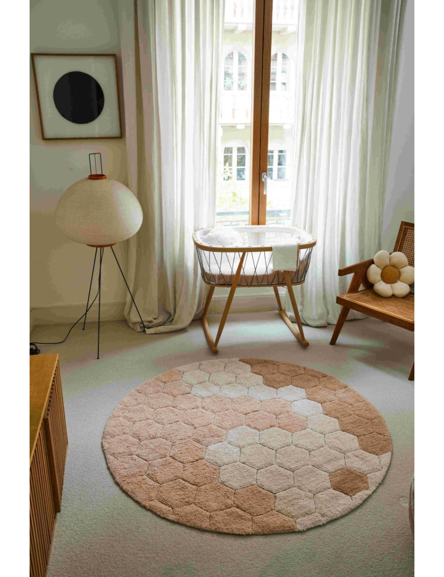 Dywan bawełniany okrągły Ø 140, Round Honeycomb Rose, Plaster Miodu Róż, Planet Bee, Lorena Canals Dywan bawełniany okrągły Ø 140, Round Honeycomb Rose, Plaster Miodu Róż, Planet Bee, Lorena Canals