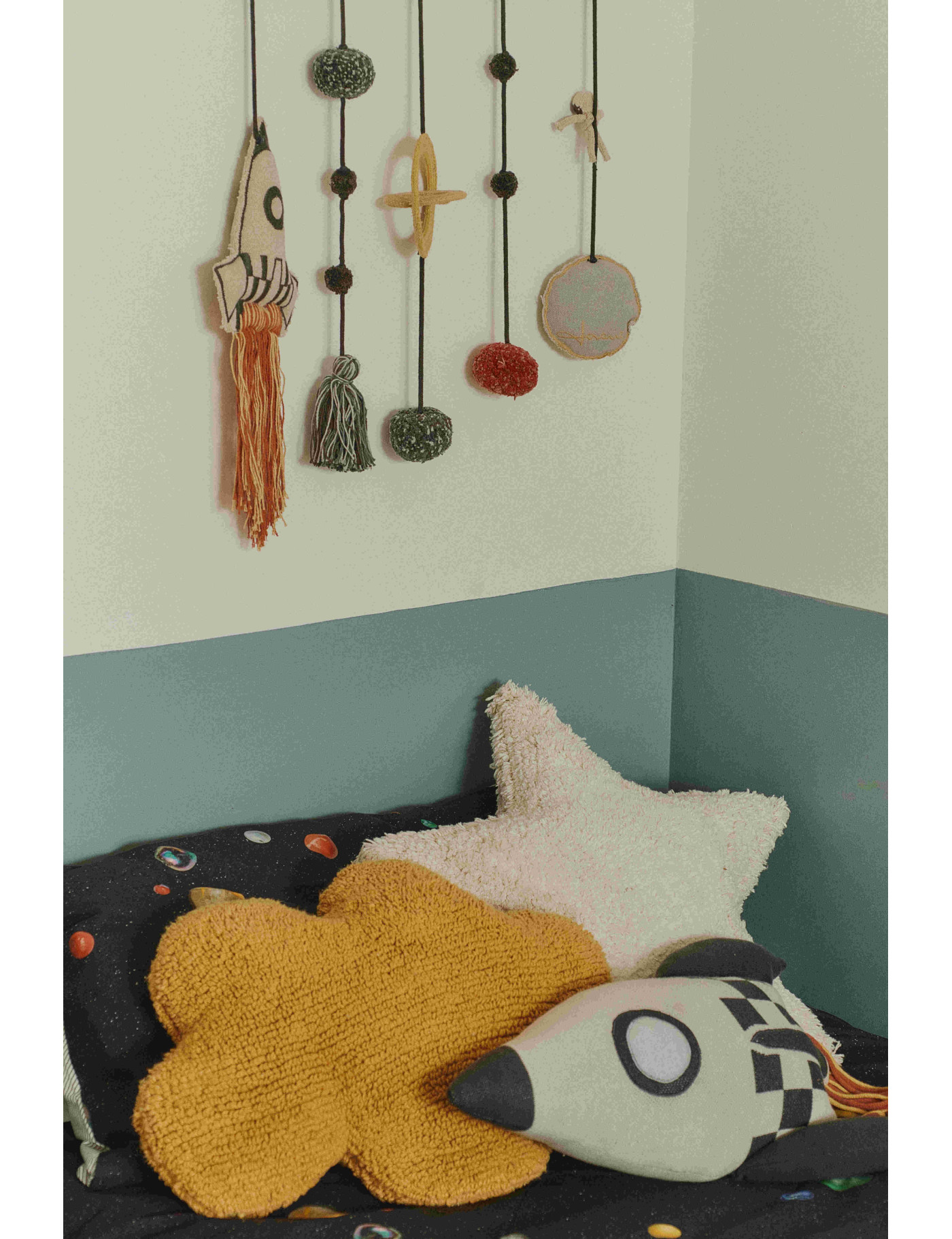 Poduszka rakieta Rocket M,  "Mom, I want to be an astronaut" Lorena Canals