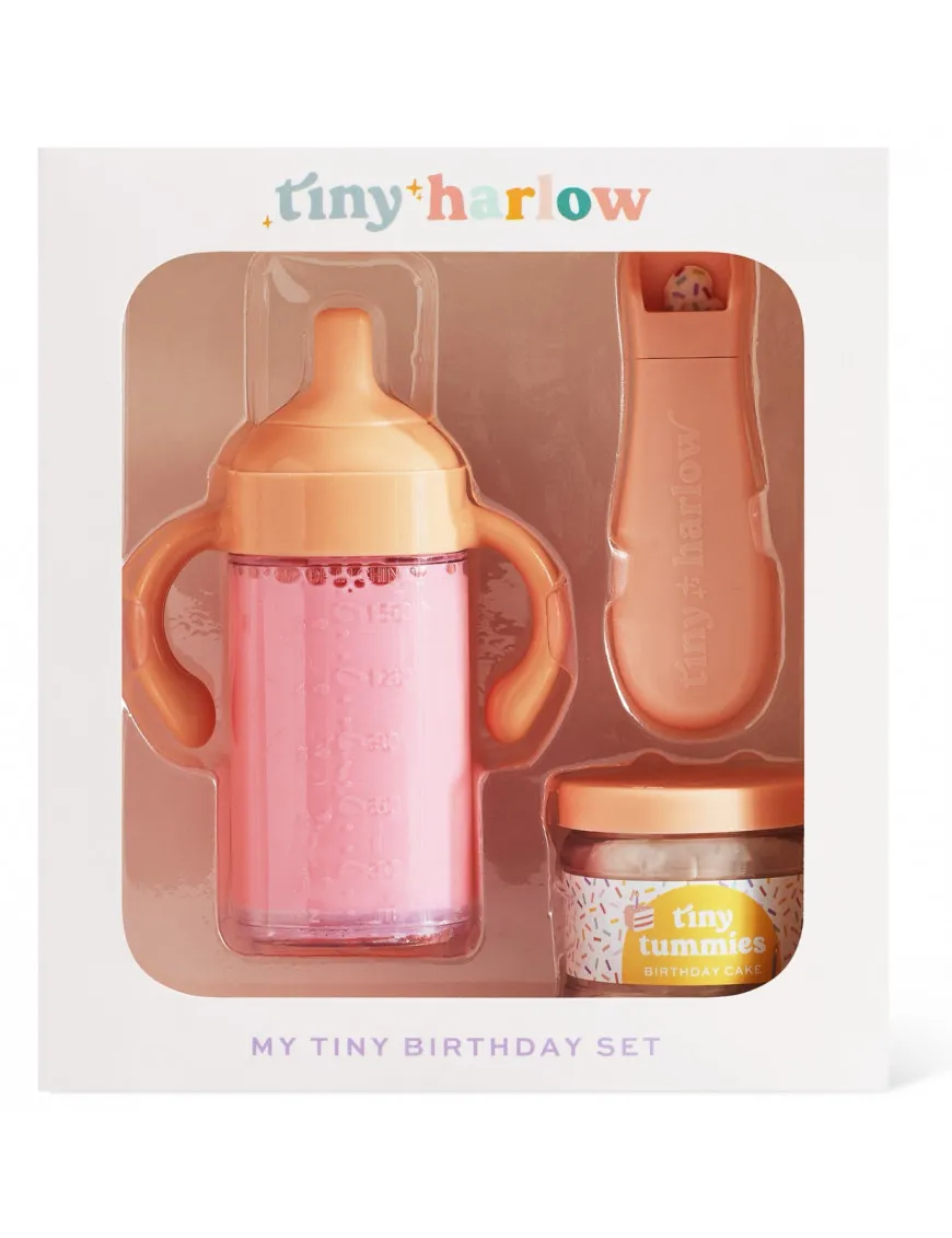 Tiny Harlow Zestaw Urodzinowy Tiny Tummies Mleczko truskawkowe i deserek o smaku urodzinowego tortu