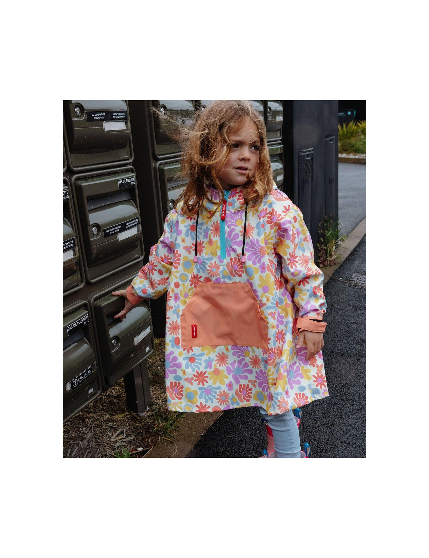 Poncho przeciwdeszczowe Retro Flowers Hello Hossy Poncho przeciwdeszczowe Retro Flowers Hello Hossy