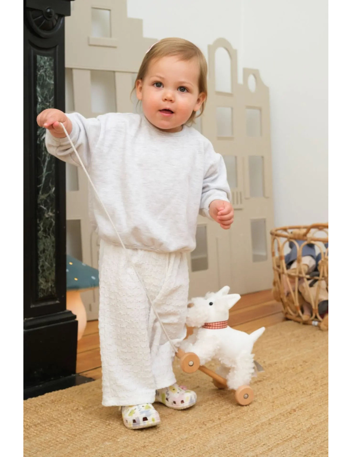 Piesek Lola do ciągnięcia | Egmont Toys