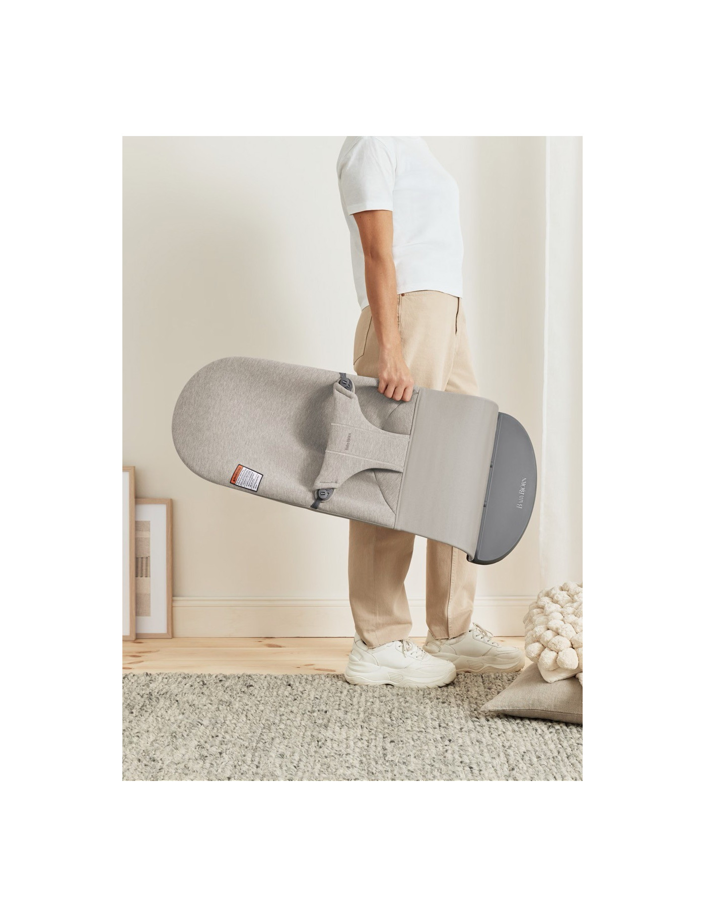 BABYBJORN - leżaczek BLISS 3D Jersey, Piaskowoszary BABYBJORN - leżaczek BLISS 3D Jersey, Piaskowoszary