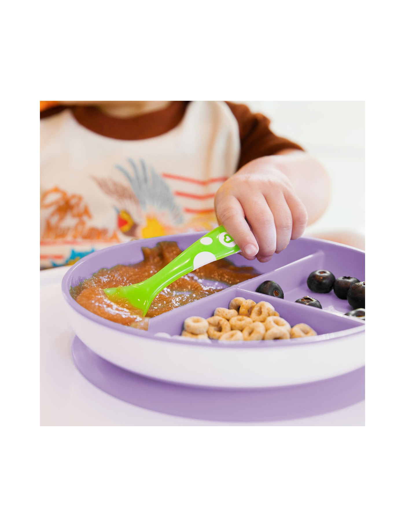 Munchkin Talerz z przyssawką, fioletowy Munchkin Talerz z przyssawką, fioletowy