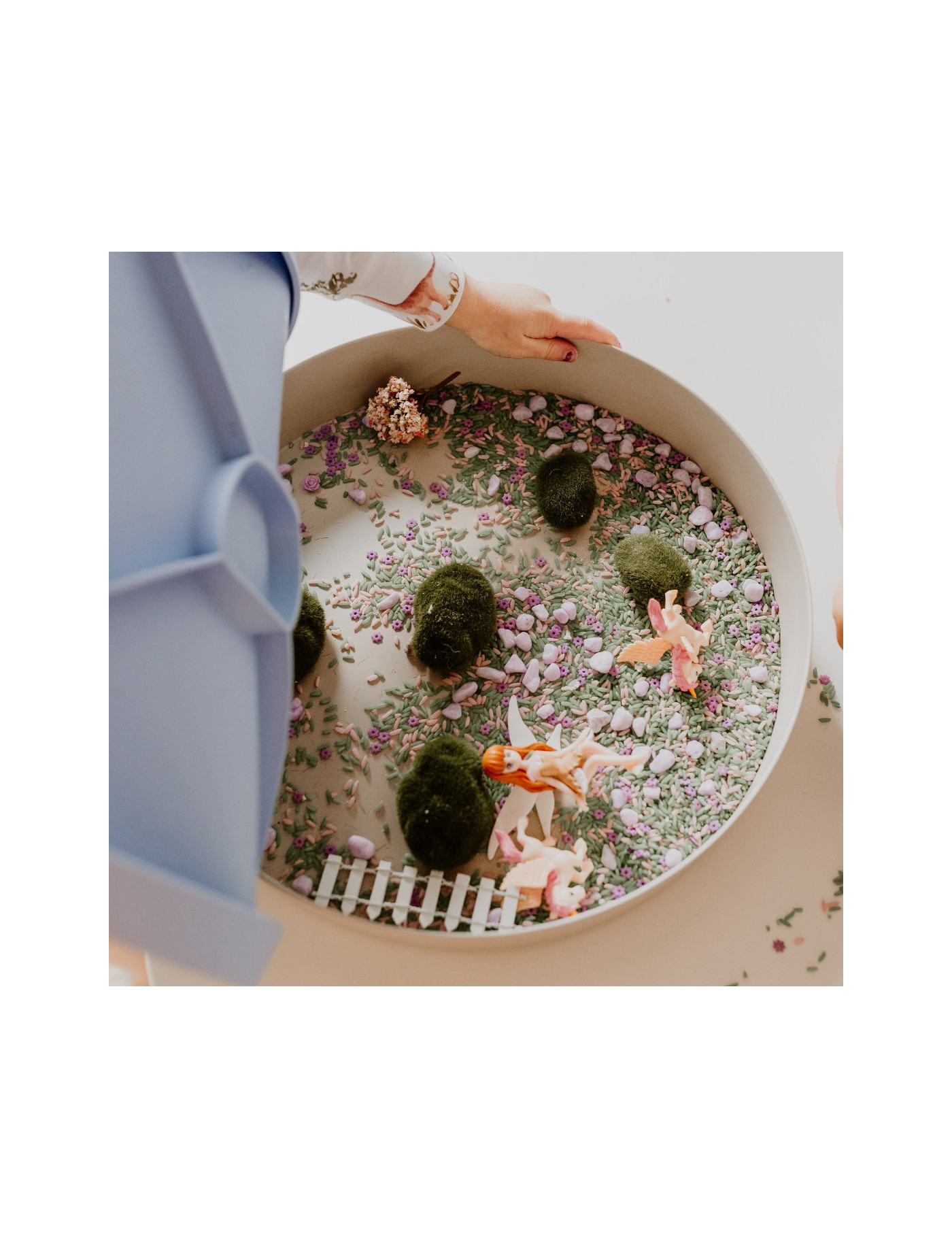 Tray Play – sensoryczna taca 2w1 od Jellystone Designs Tray Play – sensoryczna taca 2w1 od Jellystone Designs