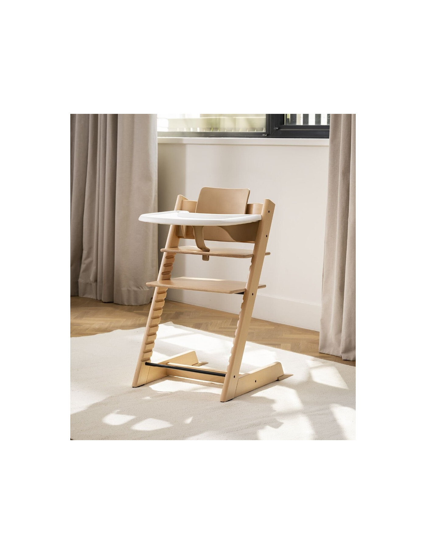 Zestaw krzesła Tripp Trapp® + Stokke® Tray​ White