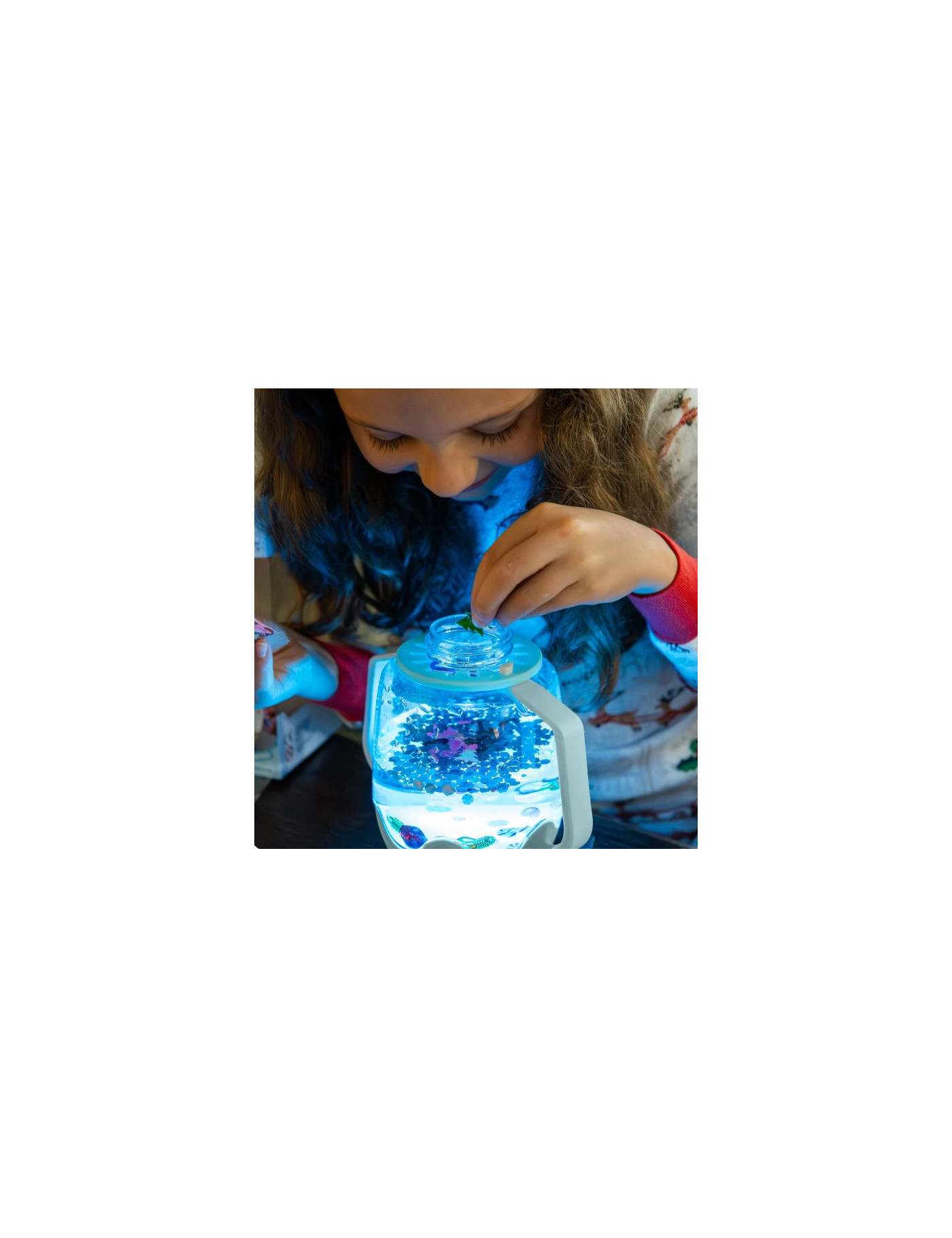 Glo Pals ŚNIEŻNY Zestaw sensoryczny DIY, świecący słoik z brokatami i figurkami Fun Fillers + naklejki gratis ZIMA WINTER