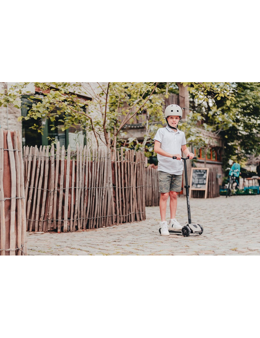 SCOOTANDRIDE Highwaykick 5 LED Hulajnoga trójkołowa balansowa ze świecącymi kółkami 5+ Ash