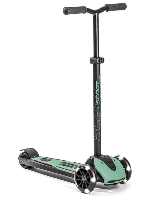 SCOOTANDRIDE Highwaykick 5 LED Hulajnoga trójkołowa balansowa ze świecącymi kółkami 5+ Forest