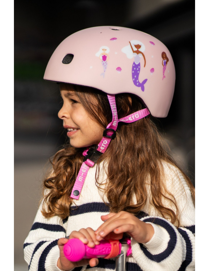 Kask MICRO typu orzeszek różowy w Syrenki