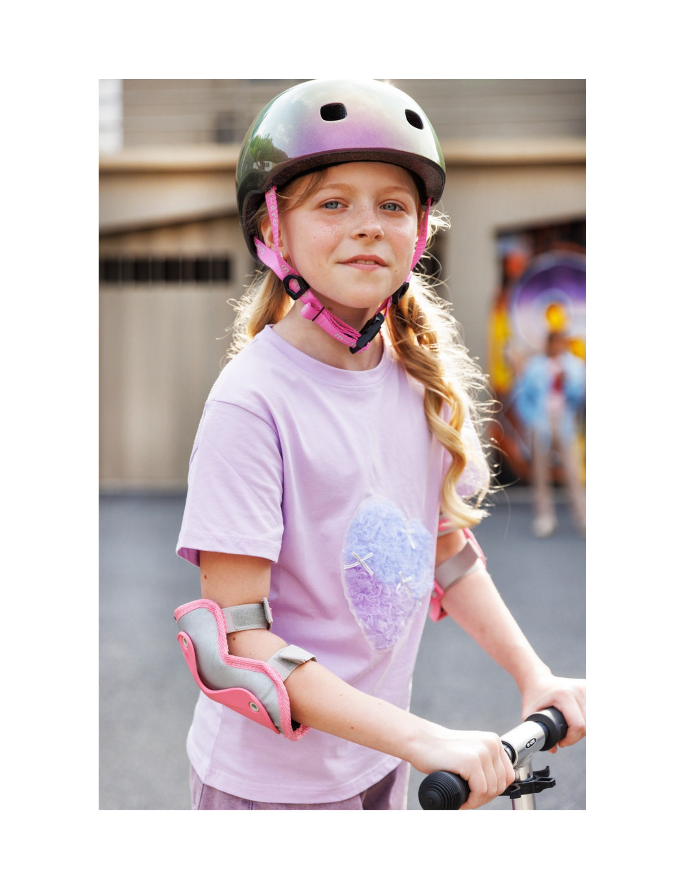 Kask MICRO typu orzeszek Neochrome PINK Kask MICRO typu orzeszek Neochrome PINK