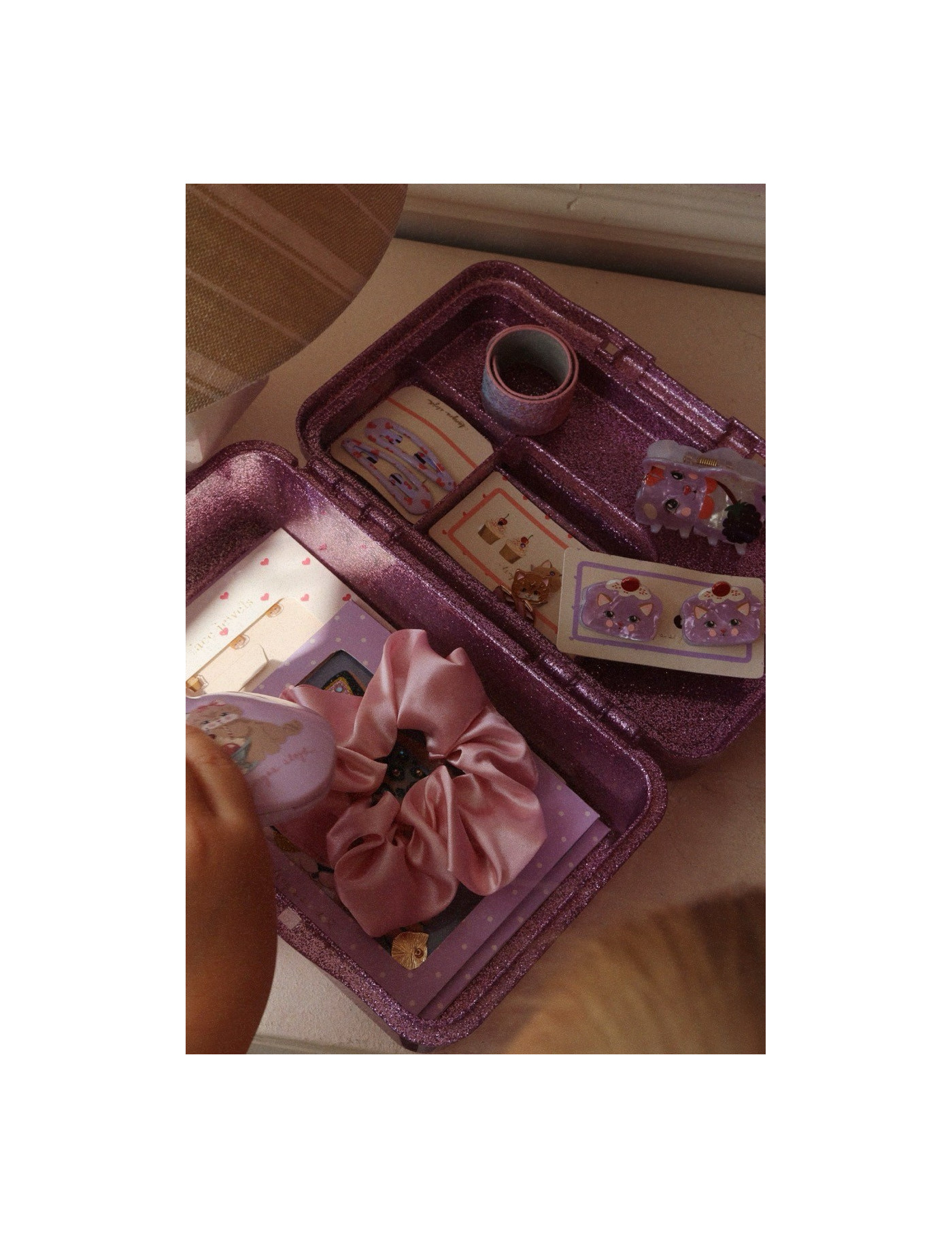 Walizka z akcesoriami do stylizacji dla dzieci – Glam Me Up Amour Pink Konges Slojd Walizka z akcesoriami do stylizacji dla dzieci – Glam Me Up Amour Pink Konges Slojd