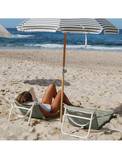 Rozkładany leżak plażowy – Seagrass Sunnylife