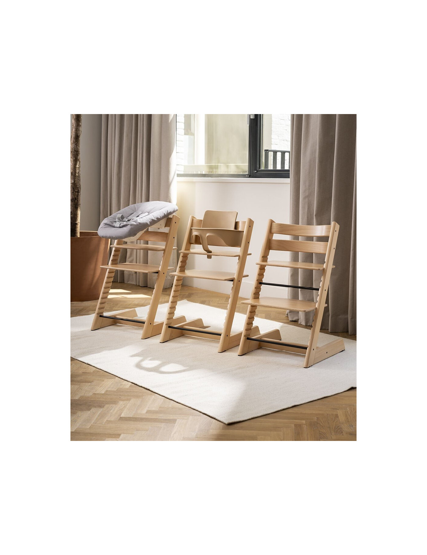 Zestaw krzesła Tripp Trapp® + zestaw dla noworodków Tripp Trapp®​ Vanilla White