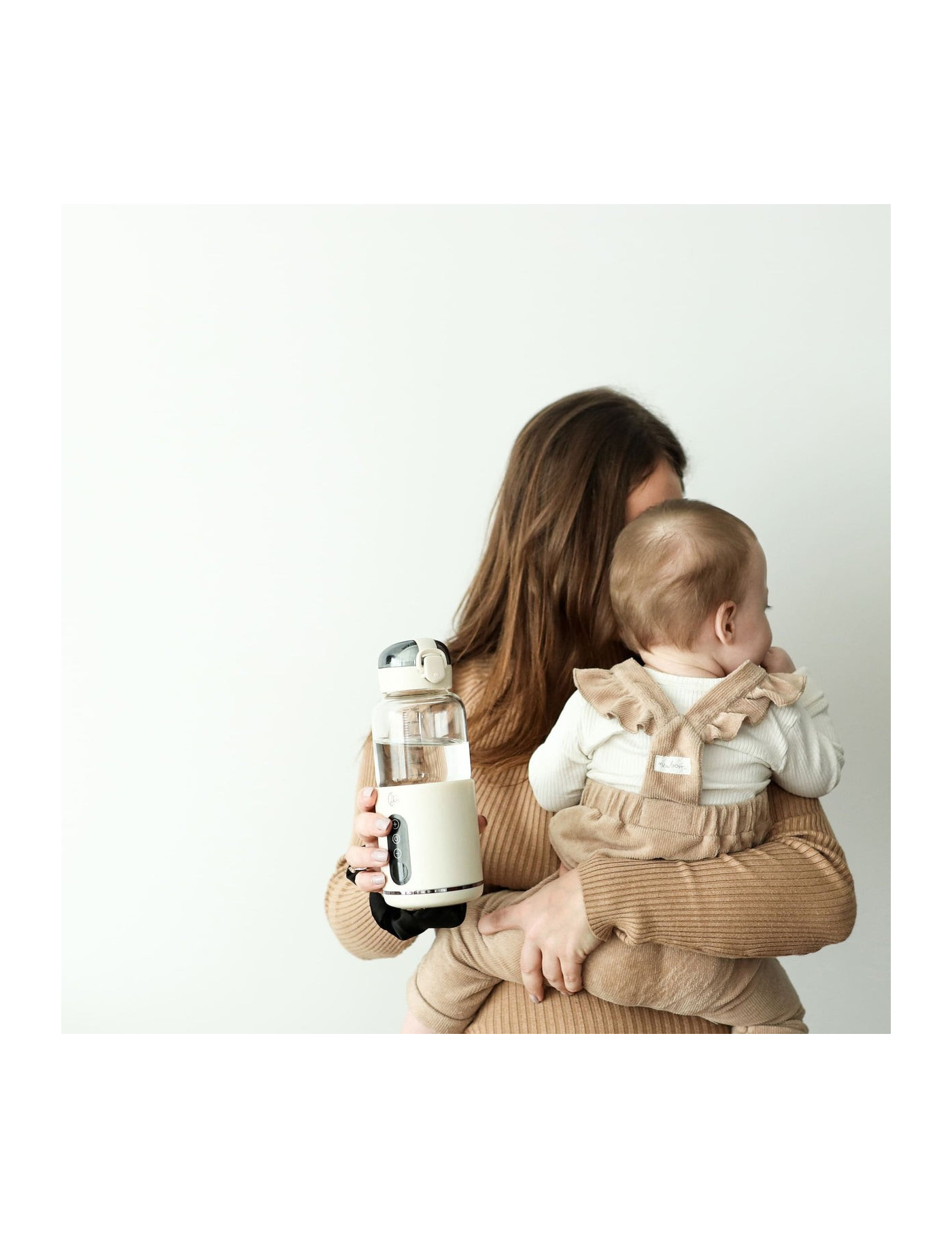Przenośny podgrzewacz do butelek, wody i mleka dla dzieci - biały MyBabyBottle®