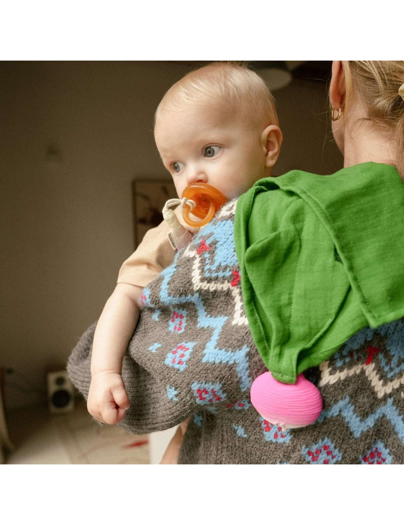 Przytulanka z gryzakiem Rzodkiewka Ramona Big Doudou – Oli & Carol