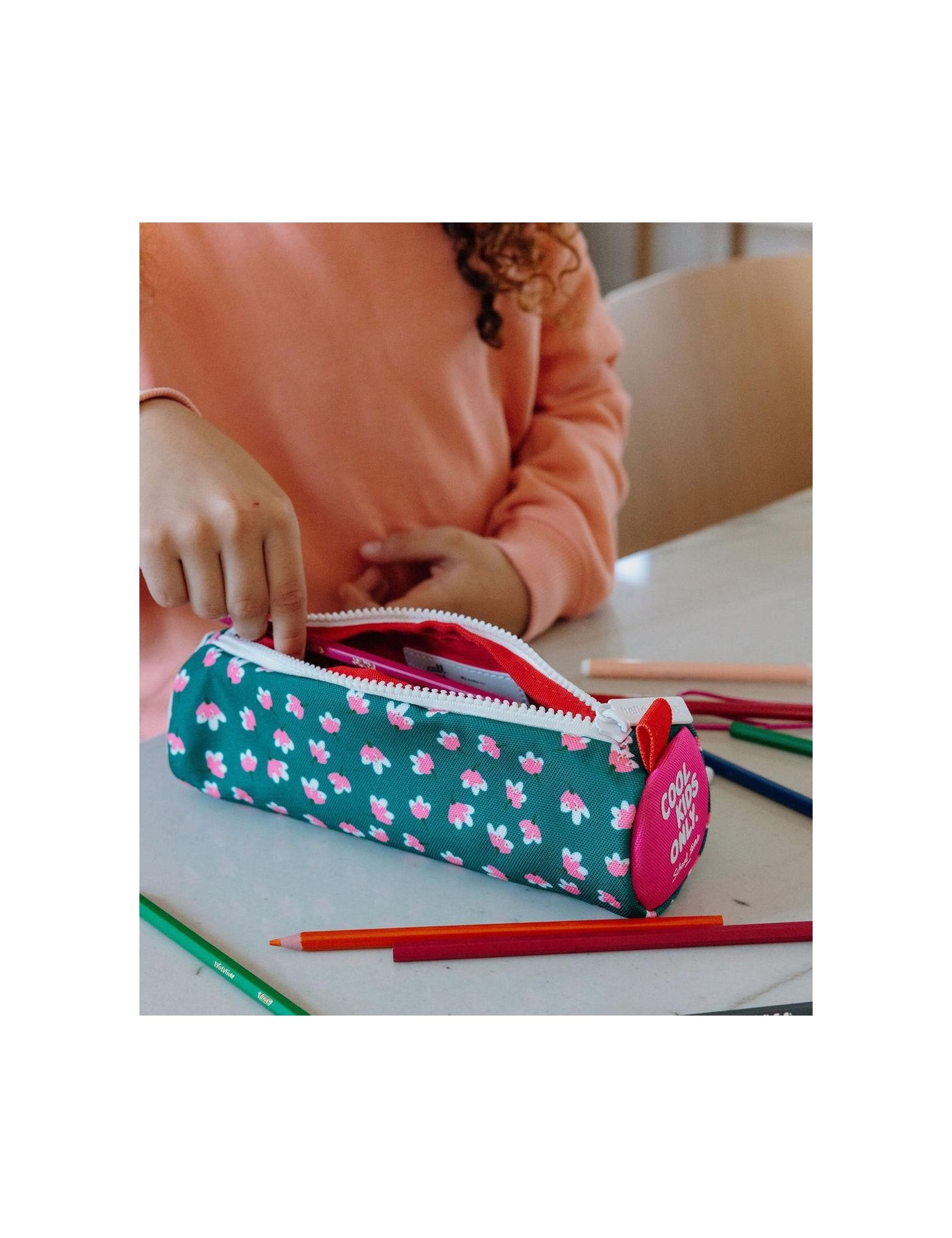 Hello Hossy Garden Joy – Piórnik w Kwiaty | Ecobobo Hello Hossy Garden Joy – Piórnik w Kwiaty | Ecobobo