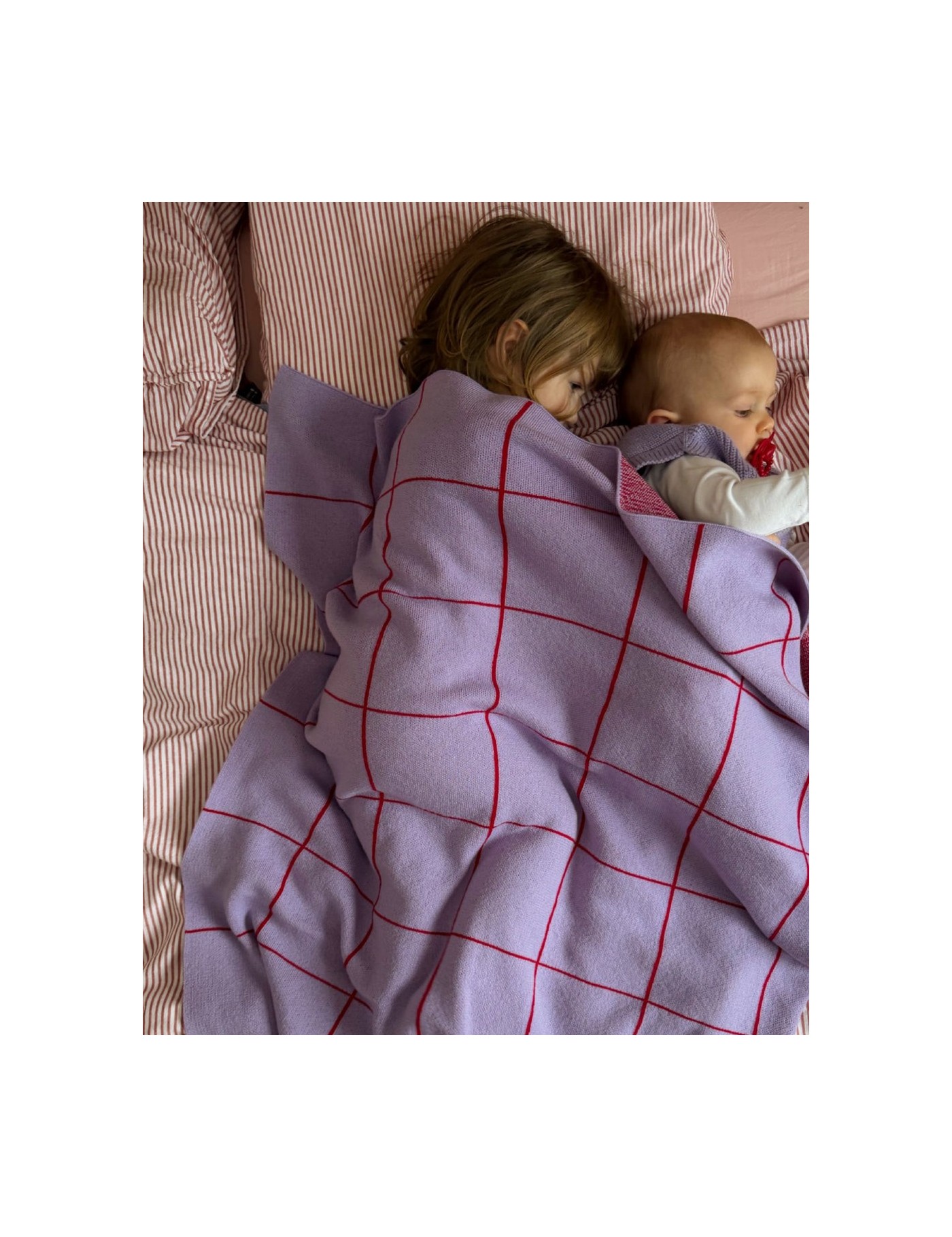 Koc Merino 100x140 cm Lawendowy w Kratkę | Ecobobo Koc Merino 100x140 cm Lawendowy w Kratkę | Ecobobo